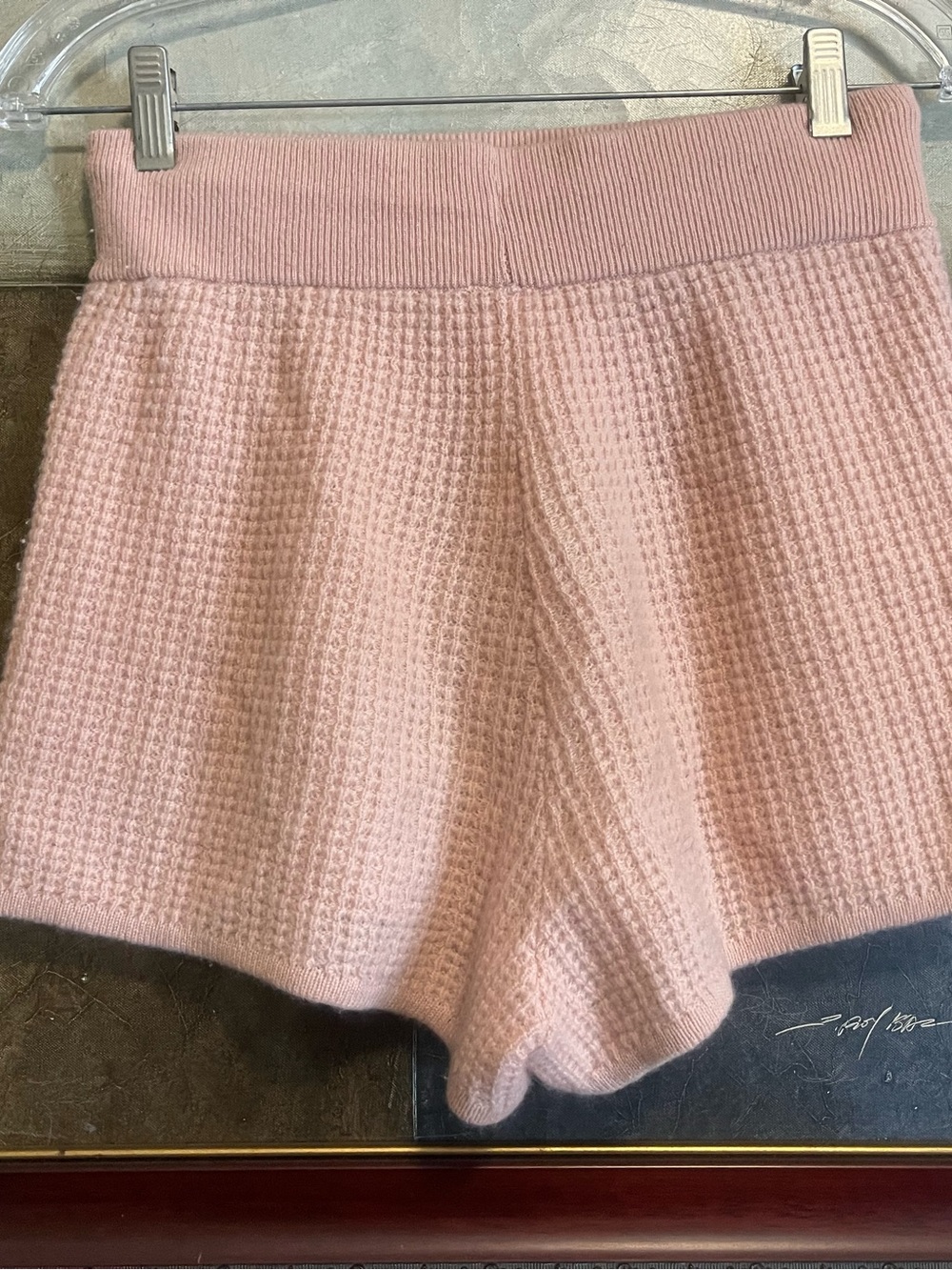 ALO Yoga Blush Pink Waffle Knit Two-Piece Loungewear Set - Picture 10 of 10